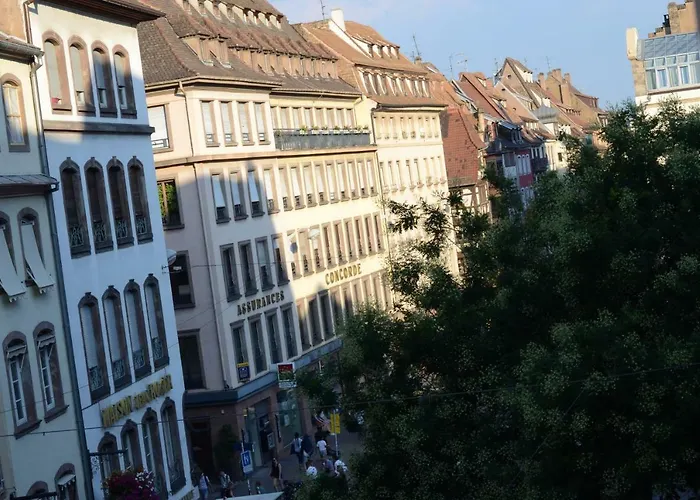 Quatre Chaises Apartamento Estrasburgo